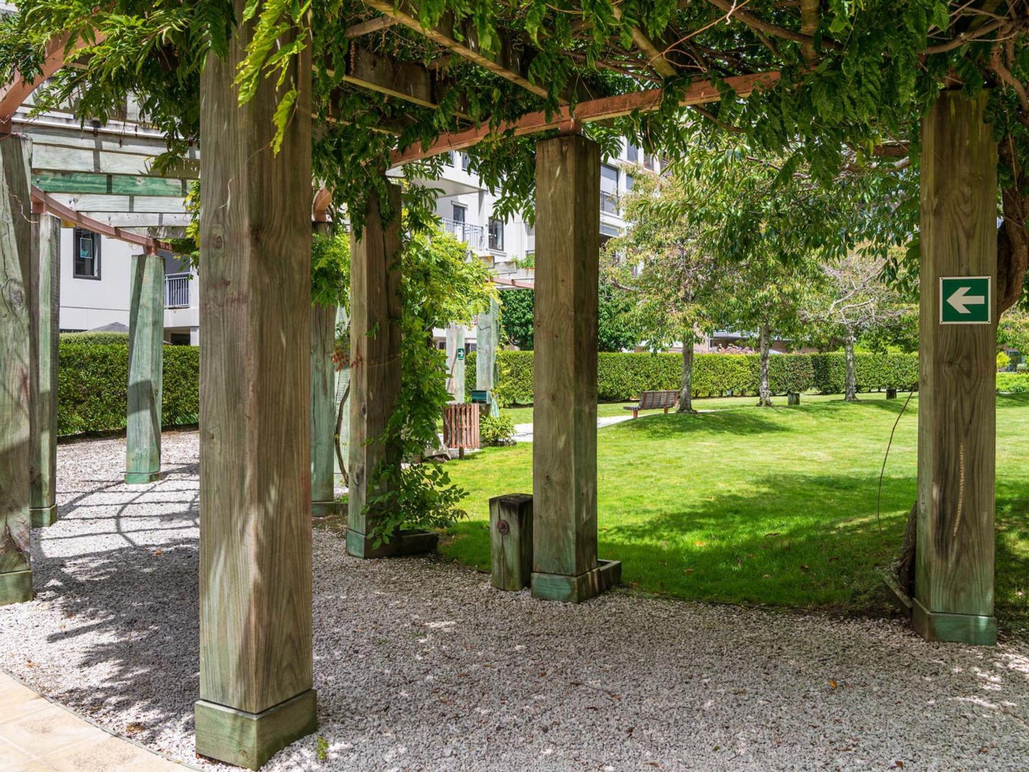 Ohtel Auckland Hotel ภายนอก รูปภาพ The Pergola
